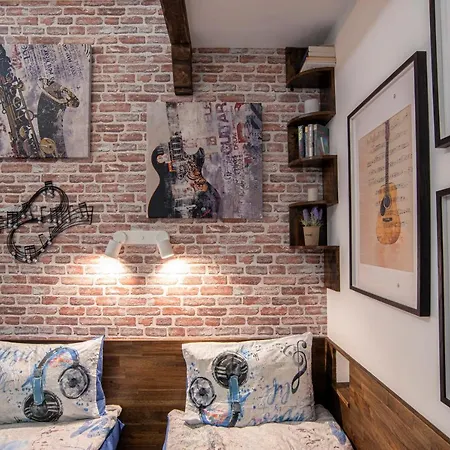 The Music House - Exclusive In The Heart Of By Flat Mаnager Apartamento *